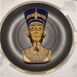 NIB Neferiti - The Eternal Beauty Plate